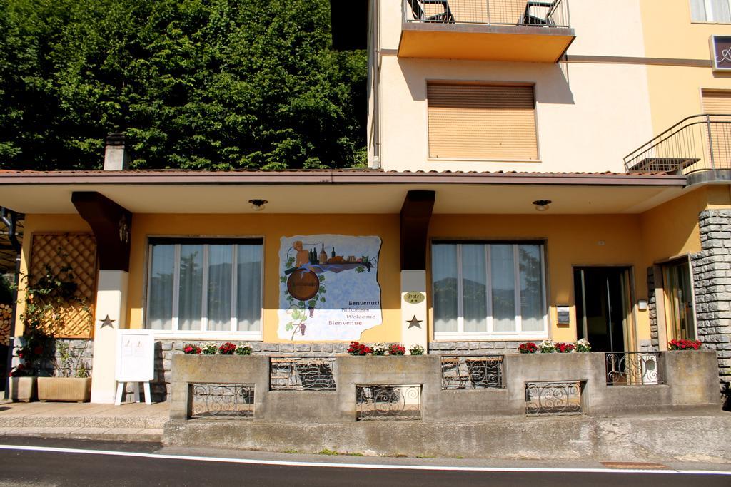 Hotel Poggio D'Oro Riva di Solto Dış mekan fotoğraf